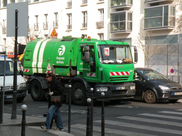  camion de la propreté de Paris